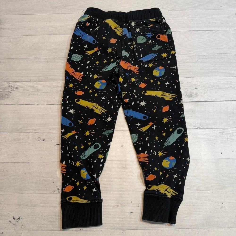 Hanna‎ Andersson French terry sweatshirt and joggers solar system space 110/5